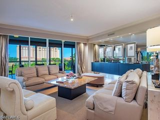 8787 Bay Colony DR 302, Naples, FL 34108