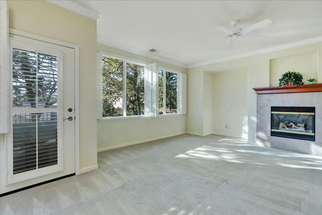 225 Mallard Dr, Grass Valley, CA 95945