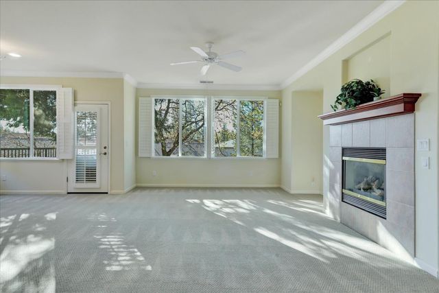 225 Mallard Dr, Grass Valley, CA 95945