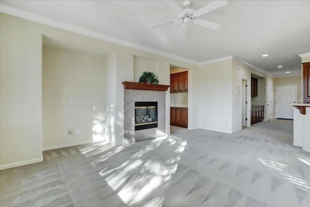 225 Mallard Dr, Grass Valley, CA 95945