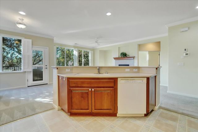 225 Mallard Dr, Grass Valley, CA 95945