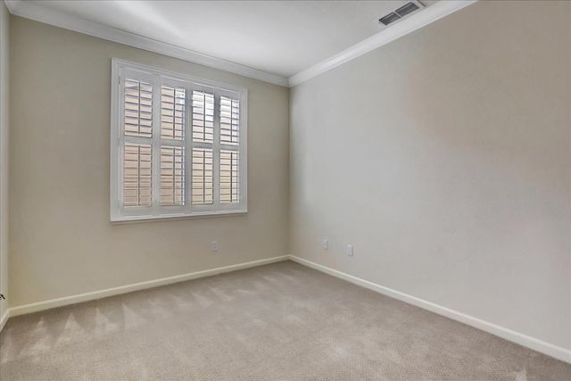 225 Mallard Dr, Grass Valley, CA 95945