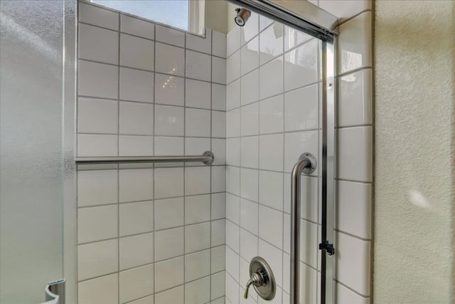 225 Mallard Dr, Grass Valley, CA 95945