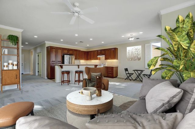 225 Mallard Dr, Grass Valley, CA 95945