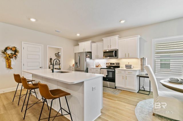 11258 Animal Kingdom Way, Daphne, AL 36526