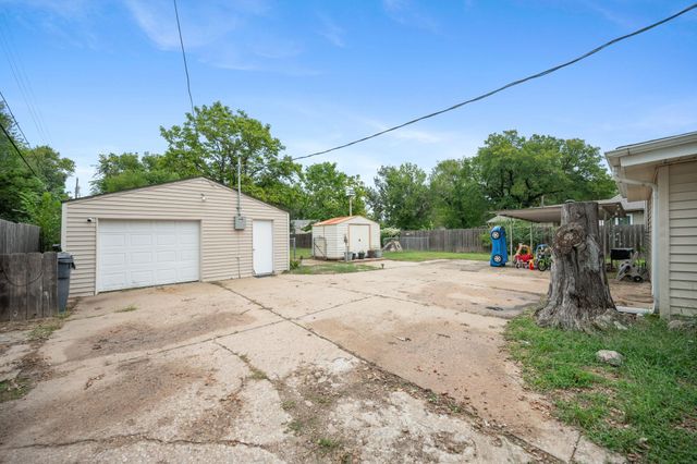 3604 W Central, Wichita, KS 67203