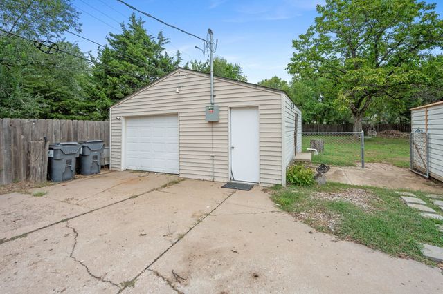 3604 W Central, Wichita, KS 67203