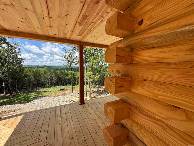 447 Griffin Rd, Hardy, AR 72542