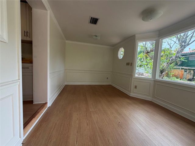 3815 W DE LEON STREET, Tampa, FL 33609