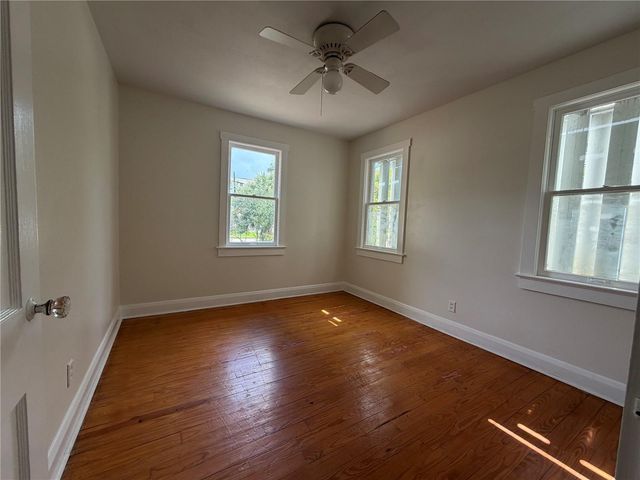 3815 W DE LEON STREET, Tampa, FL 33609