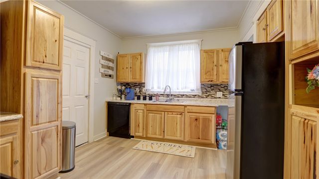 32 Grant Avenue, Geneva City, NY 14456