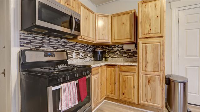 32 Grant Avenue, Geneva City, NY 14456