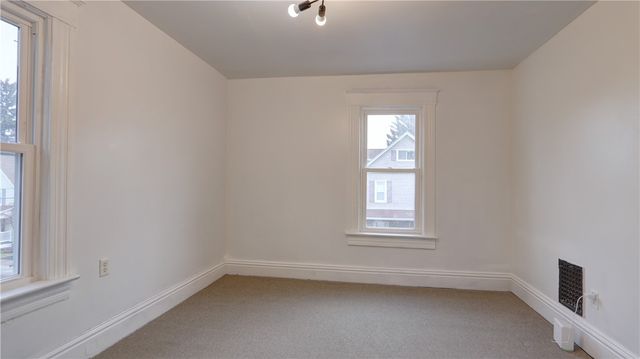 32 Grant Avenue, Geneva City, NY 14456