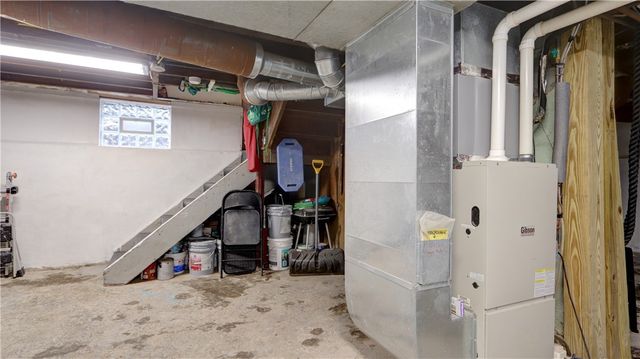 32 Grant Avenue, Geneva City, NY 14456