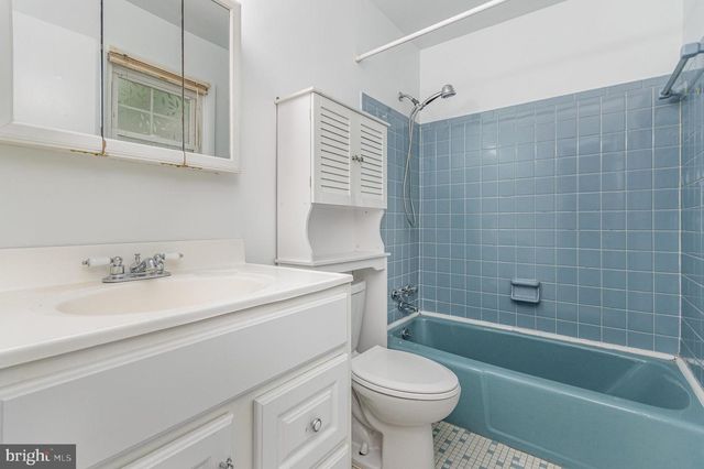 3108 BATTERSEA LN, Alexandria, VA 22309