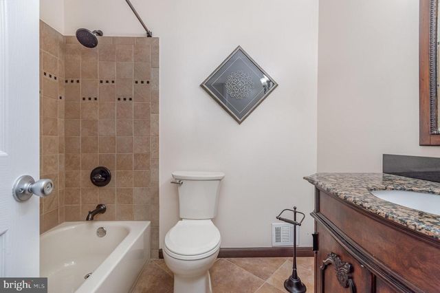 3108 BATTERSEA LN, Alexandria, VA 22309