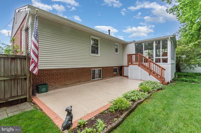 3108 BATTERSEA LN, Alexandria, VA 22309