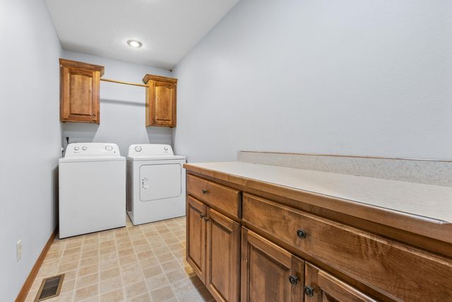 3774 W Suzanne Street, Battlefield, MO 65619