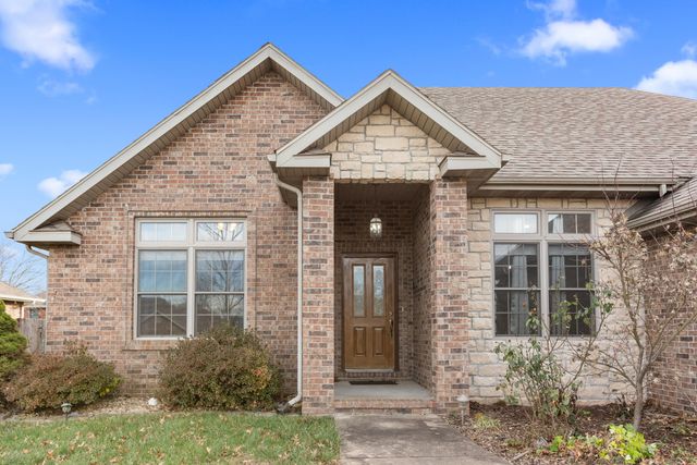 3774 W Suzanne Street, Battlefield, MO 65619