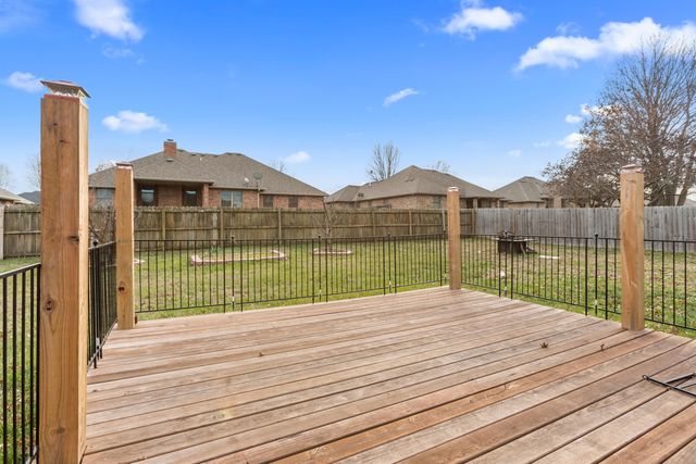 3774 W Suzanne Street, Battlefield, MO 65619