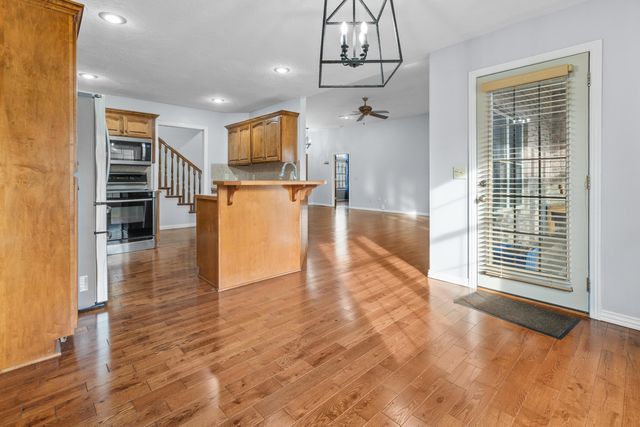 3774 W Suzanne Street, Battlefield, MO 65619