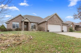 3774 W Suzanne Street, Battlefield, MO 65619