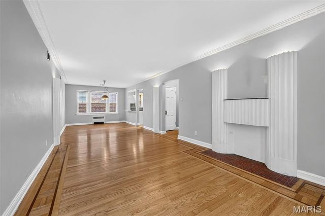 7532 York Drive 2E, Clayton, MO 63105