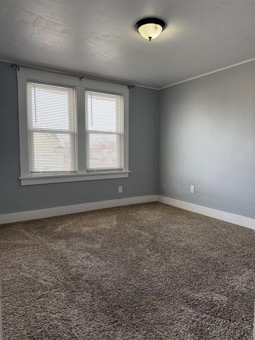 411 UNION STREET, Neenah, WI 54956