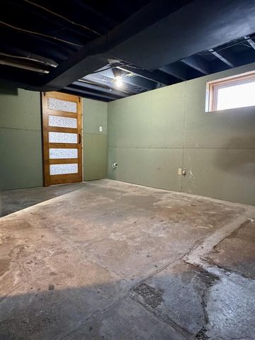 411 UNION STREET, Neenah, WI 54956
