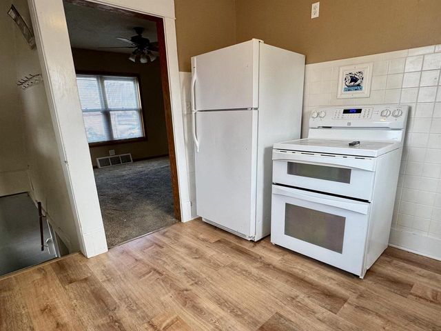 411 UNION STREET, Neenah, WI 54956
