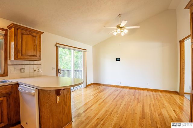 3806 Giles Road, Bellevue, NE 68147