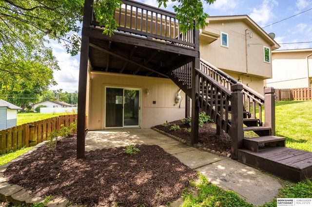 3806 Giles Road, Bellevue, NE 68147