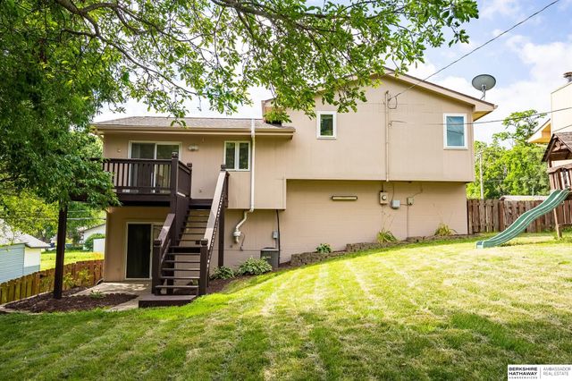 3806 Giles Road, Bellevue, NE 68147