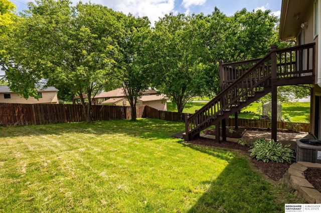 3806 Giles Road, Bellevue, NE 68147