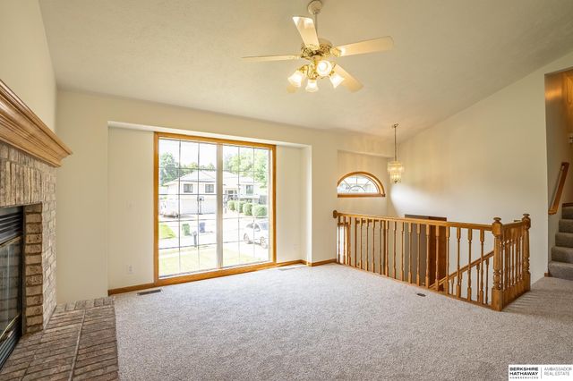3806 Giles Road, Bellevue, NE 68147