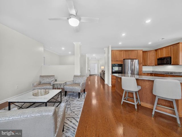 4367 COLONIAL LN, Center Valley, PA 18034