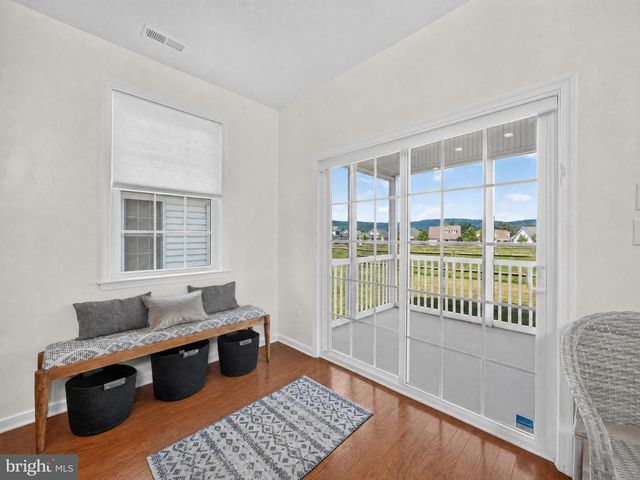 4367 COLONIAL LN, Center Valley, PA 18034