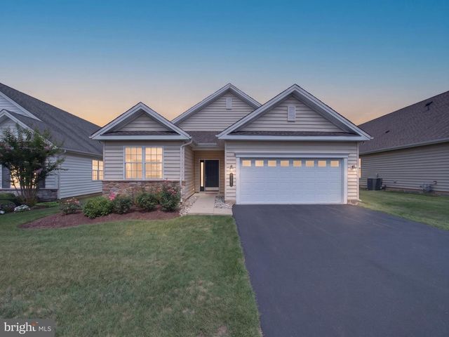 4367 COLONIAL LN, Center Valley, PA 18034