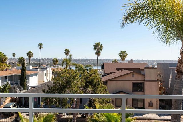 3826 Kendall St 3, San Diego, CA 92109