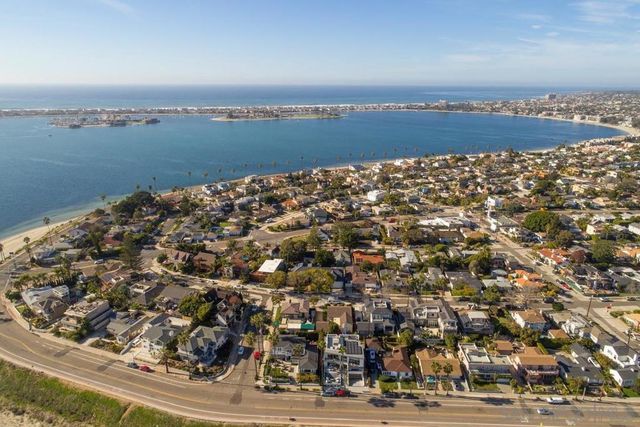3826 Kendall St 3, San Diego, CA 92109