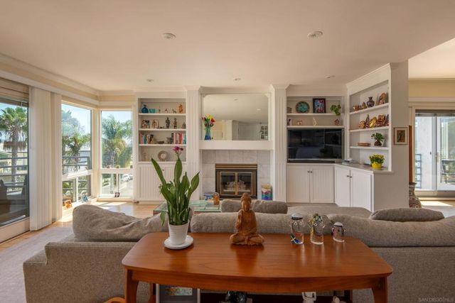 3826 Kendall St 3, San Diego, CA 92109
