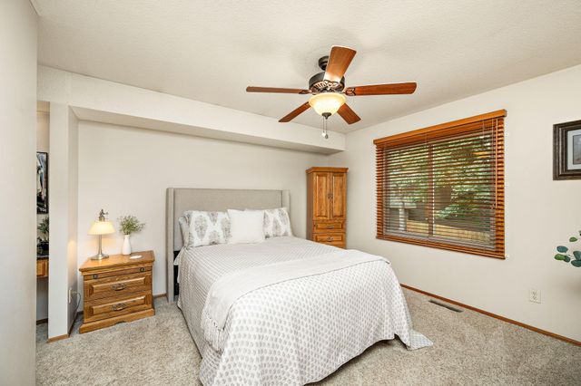 9303 Washburn Avenue N, Brooklyn Park, MN 55444