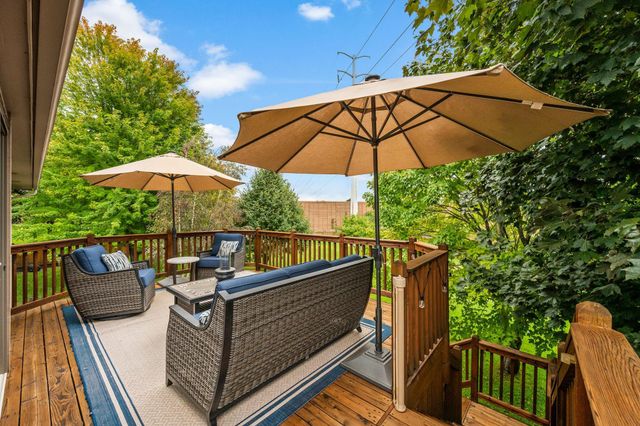 9303 Washburn Avenue N, Brooklyn Park, MN 55444