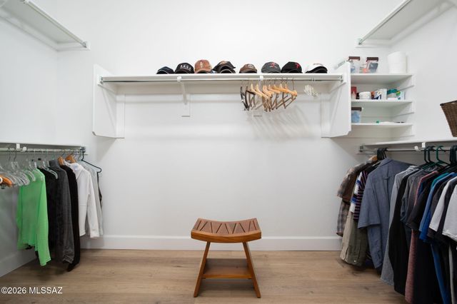 1438 E Quartzite Way, Green Valley, AZ 85614