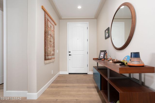 1438 E Quartzite Way, Green Valley, AZ 85614