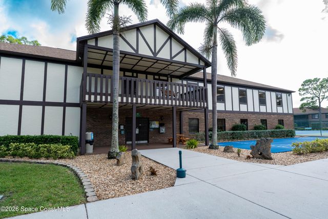 605 Saint Albans Court W 18h, Melbourne, FL 32904