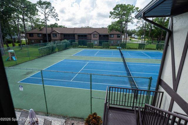 605 Saint Albans Court W 18h, Melbourne, FL 32904