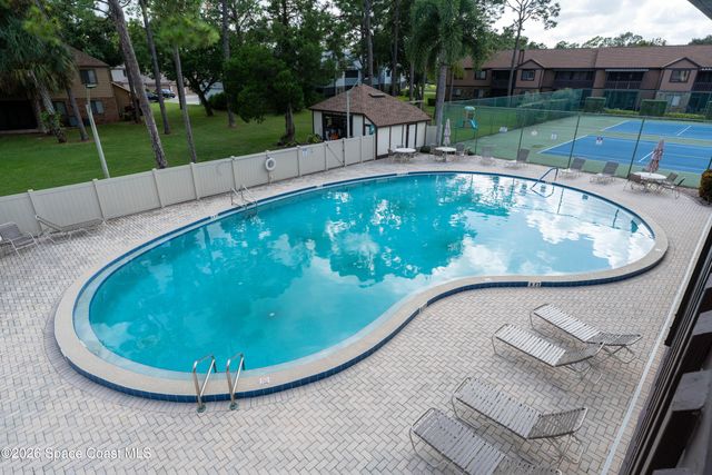 605 Saint Albans Court W 18h, Melbourne, FL 32904