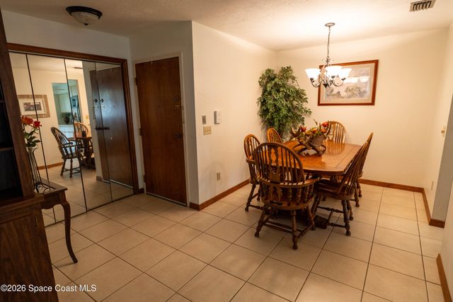 605 Saint Albans Court W 18h, Melbourne, FL 32904