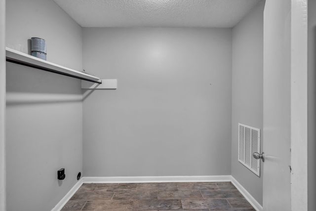 212 Trailway Cir, Nashville, TN 37207